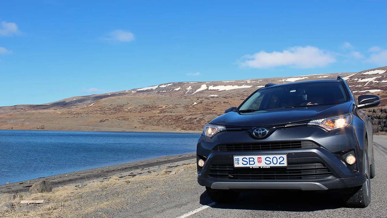 Recorrer Islandia: Consejos esenciales para alquilar un coche y explorar la Carretera del Anillo